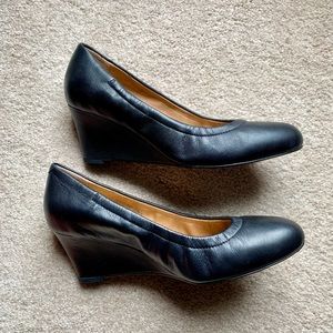 Vionic women’s wedges, Lux Camden